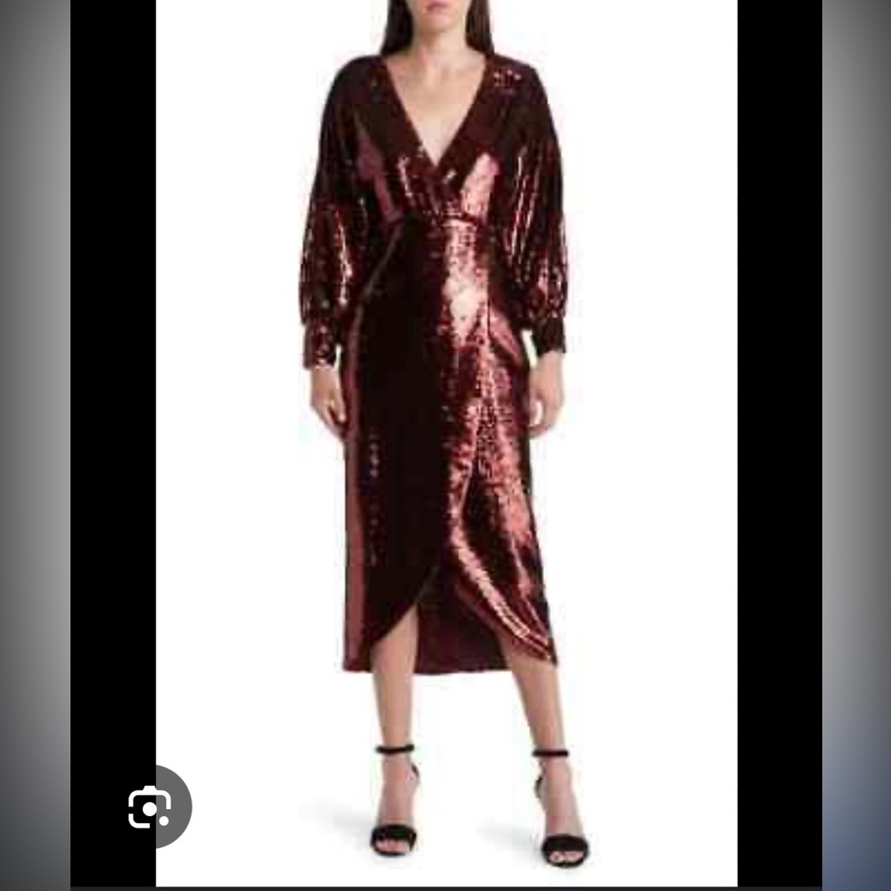 TED BAKER LONDON Elegant Sequin Dress in Shimmering Red